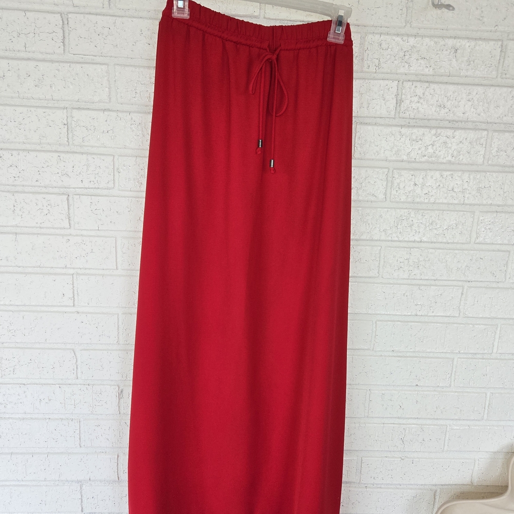 1176 Faded Glory brand long skirt. Faded Glory Vibrant Red Maxi Skirt